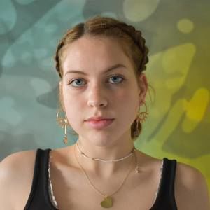 Meet your Posher, Caitlyn